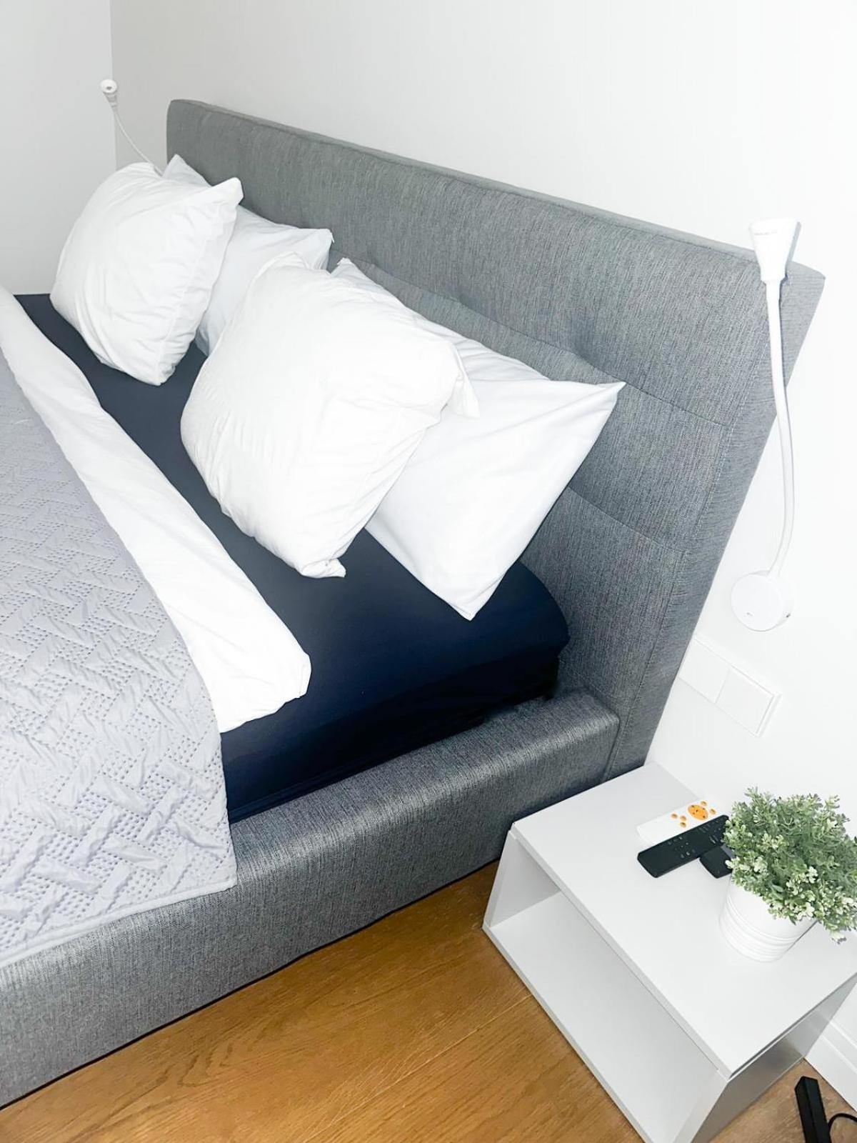 Riga Center - Quiet Studio - 5 Min To Old Town & Nflx ภายนอก รูปภาพ